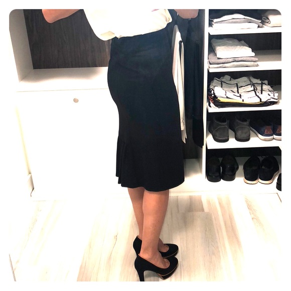 Rebecca Taylor Dresses & Skirts - REBECCA TAYLOR BLACK SLIM SKIRT 0